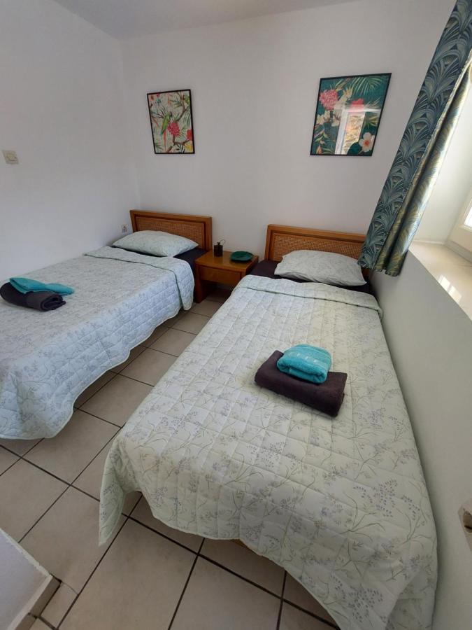 Artemis Ermoupoli Centre Appartement Pour Petit Budget Backpackers Εξωτερικό φωτογραφία